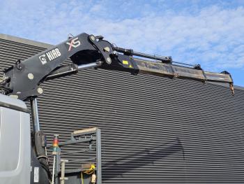 Mercedes-Benz ACTROS 2532 6x2 / HIAB CRANE / MACHINE TRANSPORTER